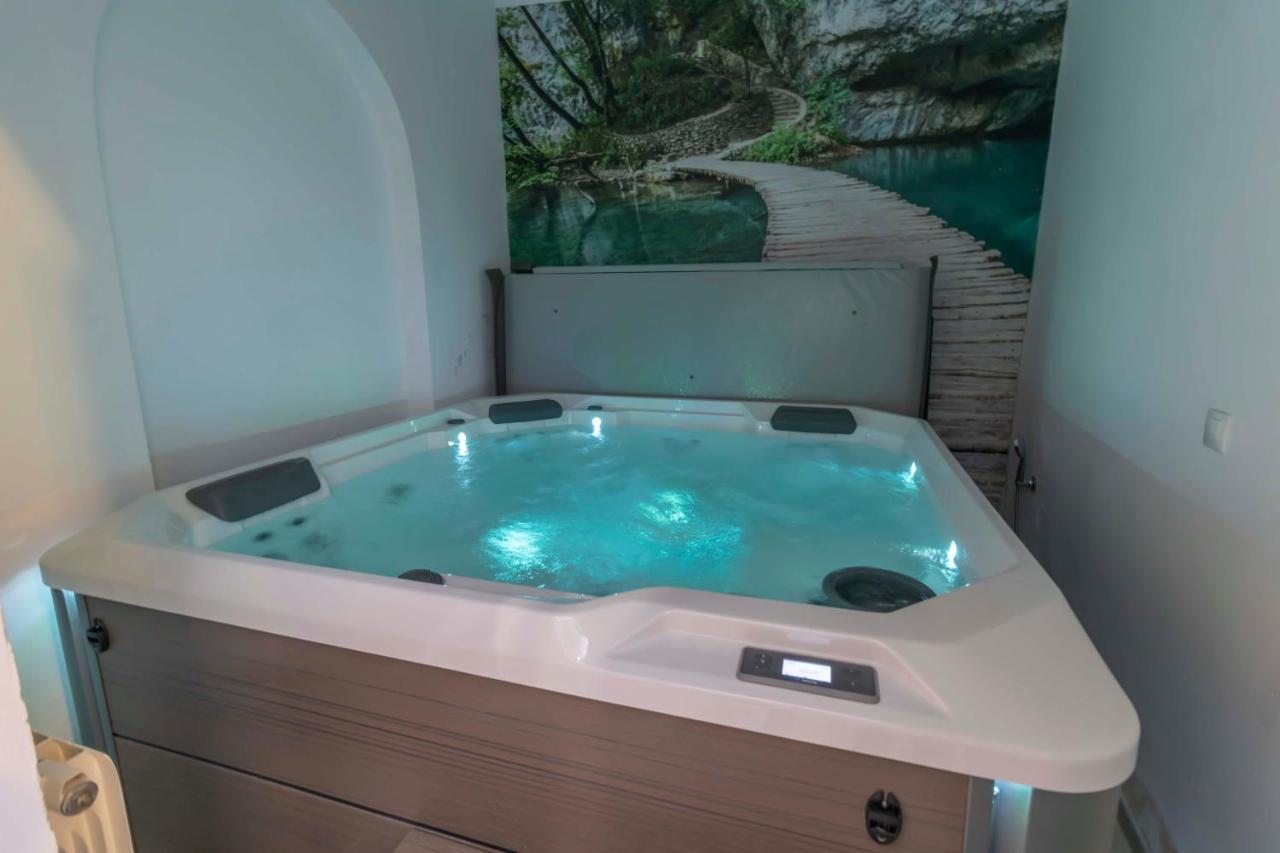 House -Rooftop&Jacuzzi -Stayinseville Ngoại thất bức ảnh