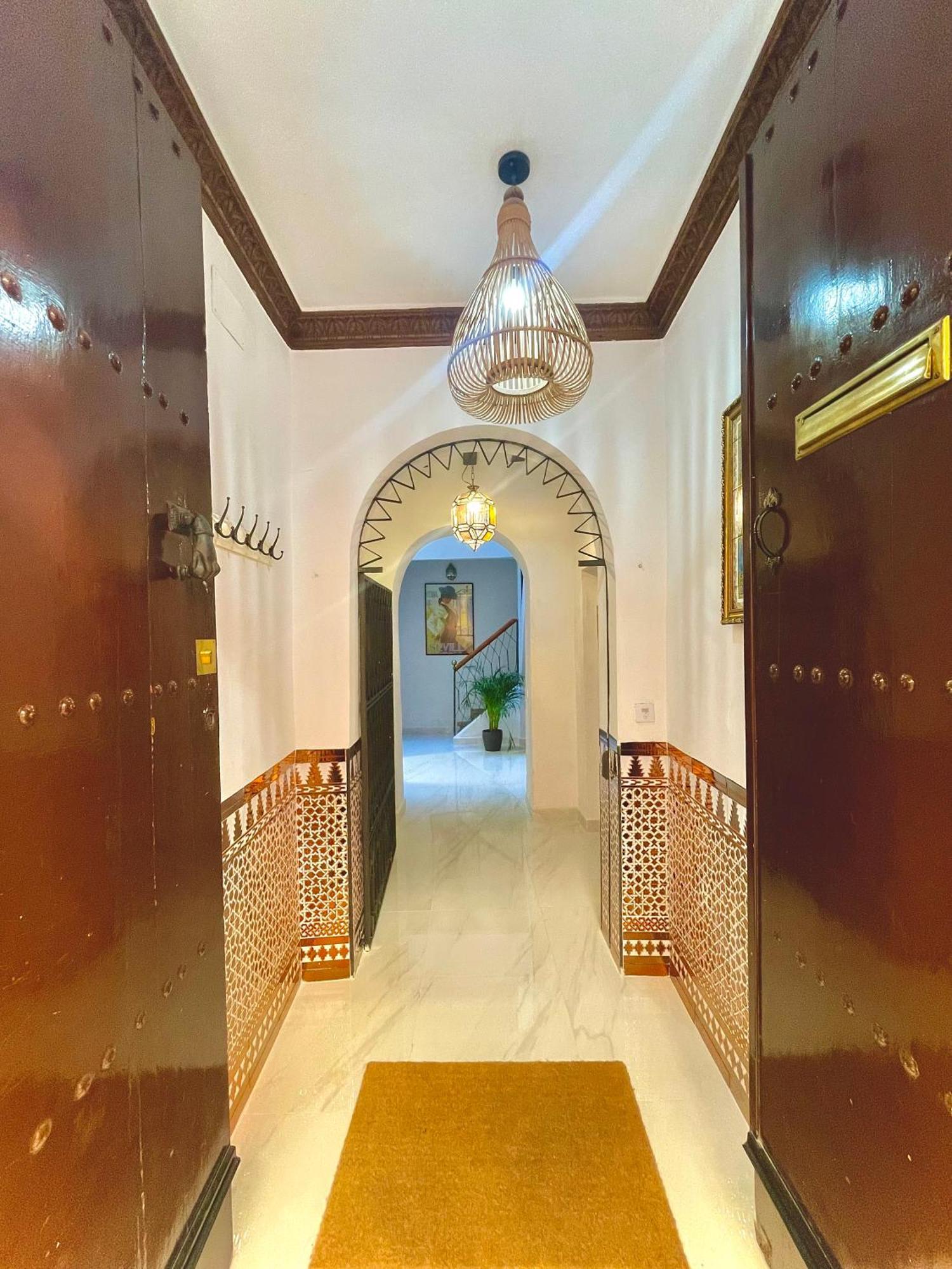 House -Rooftop&Jacuzzi -Stayinseville Ngoại thất bức ảnh