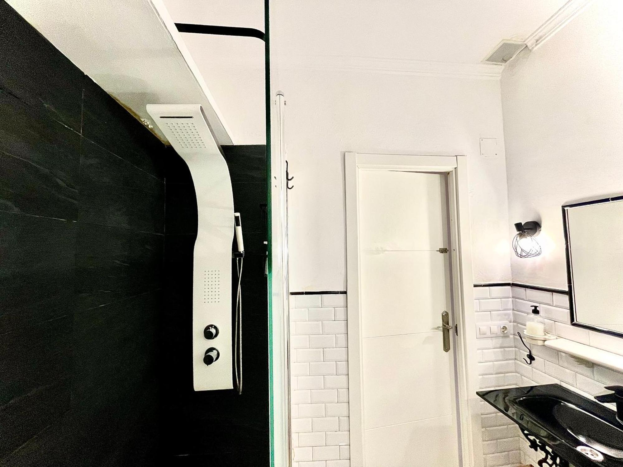 House -Rooftop&Jacuzzi -Stayinseville Ngoại thất bức ảnh